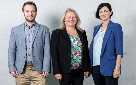 Das Team des Sprachenkompetenzzentrums präsentierte bei einer internationalen Online-Konferenz zum Thema Blended Learning mit Realia im Sprachlehrunterricht.