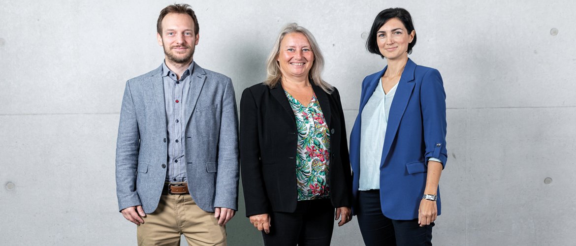 Das Team des Sprachenkompetenzzentrums präsentierte bei einer internationalen Online-Konferenz zum Thema Blended Learning mit Realia im Sprachlehrunterricht.